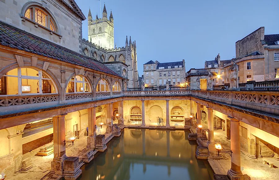 Bath - A Grand Historical Walking Tour