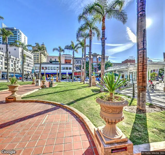 San Diego Waterfront & Gaslamp Quarter Highlights