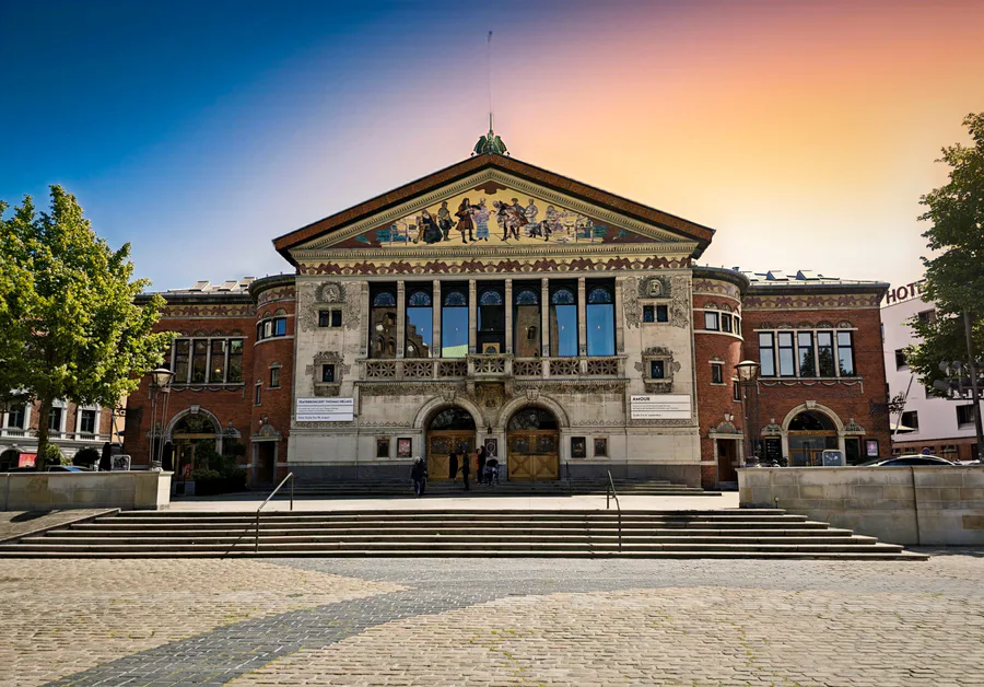 Aarhus - A Historical Walking Tour
