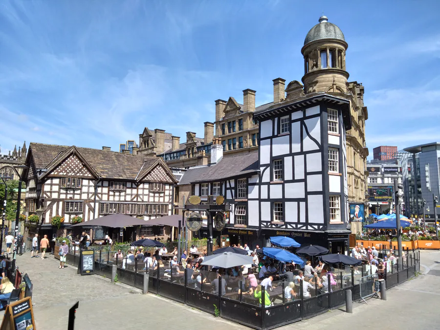 Manchester - A Historical Walking Tour