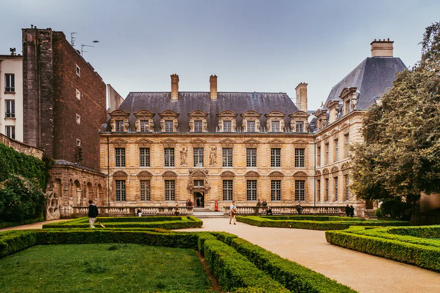 The Marais: A Walk Through Paris History