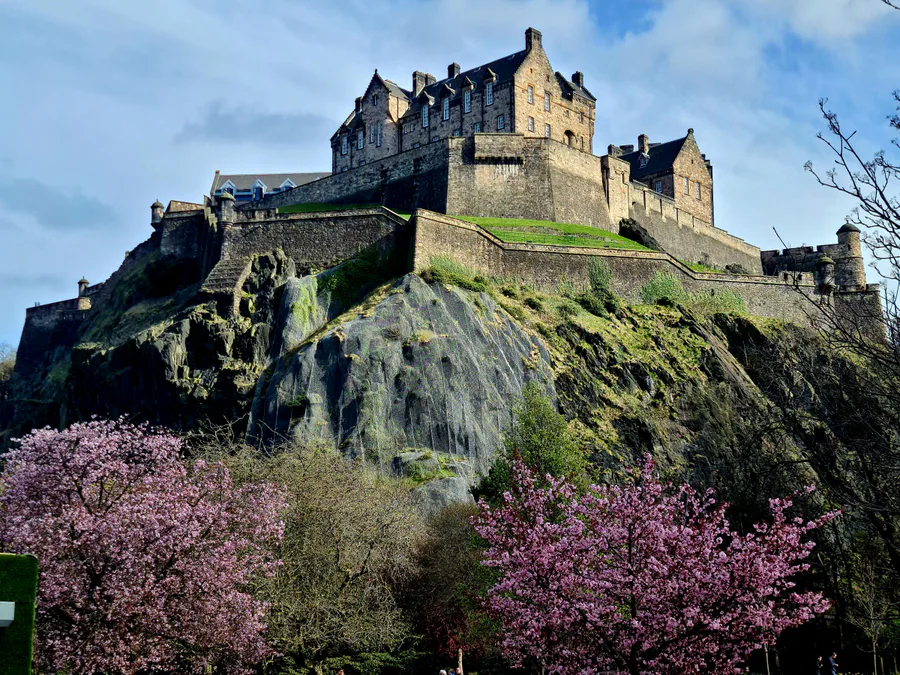 Edinburgh's Royal Mile: A Walk Through the Ages